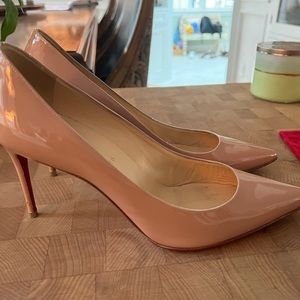 Christian Louboutin Kate
85 mm Pumps - Patent calf leather - Blush size 39.5